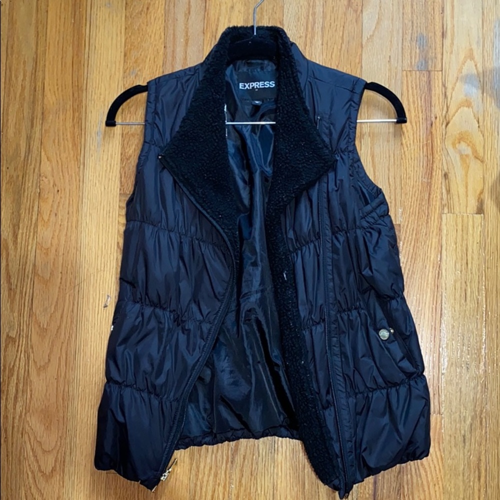 EXPRESS VEST